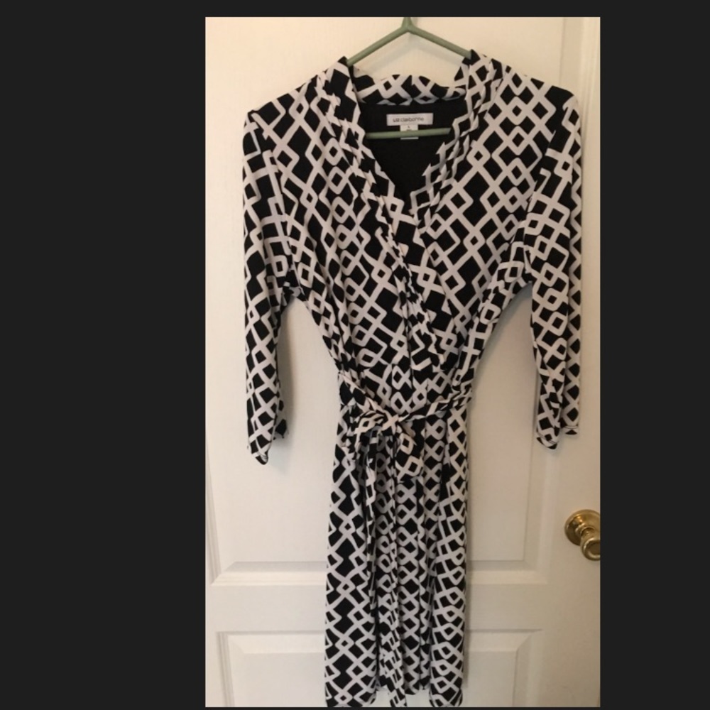 Liz Claiborne Long Sleeve Printed Dress.